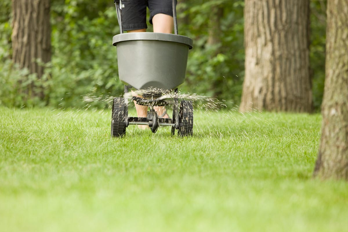 Pace, Ferry Pass, and Milton mulch professionals