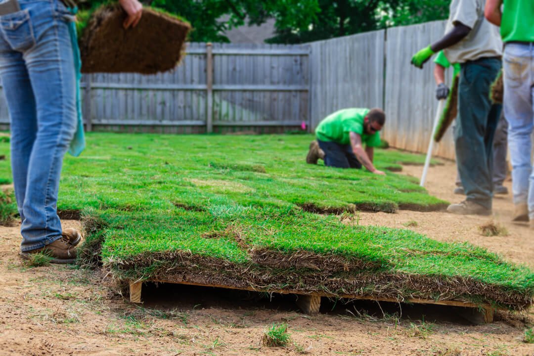 Pace, Ferry Pass, and Milton mulch professionals