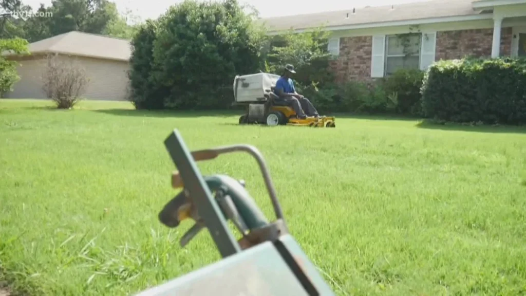 Lawn Mowing Pensacola: Affordable, Reliable Weekly & One-Time Lawn Cutting Services
